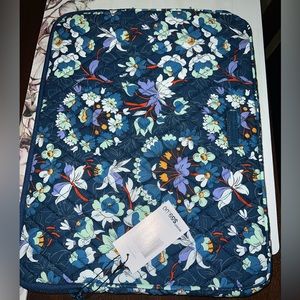 Vera bradley laptop sleeve size 14” new